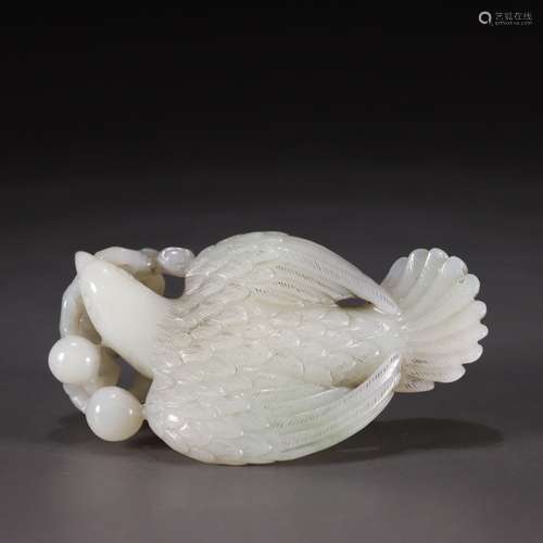 The magpies carvings: hetian jade "prosperity"Size...