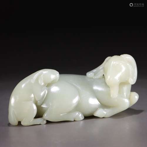 Son: hetian jade ewes furnishing articlesSize: 12 cm long, 5...