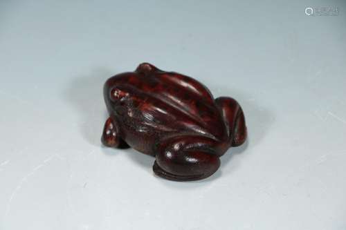 Bamboo gendiao frog to piecesSize: 6, 4.6, 2.4 cm wide.