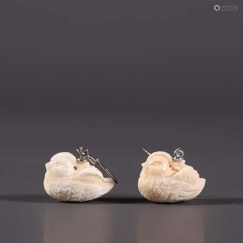 .chinese yang eardrop, a coupleSpecification: single long an...