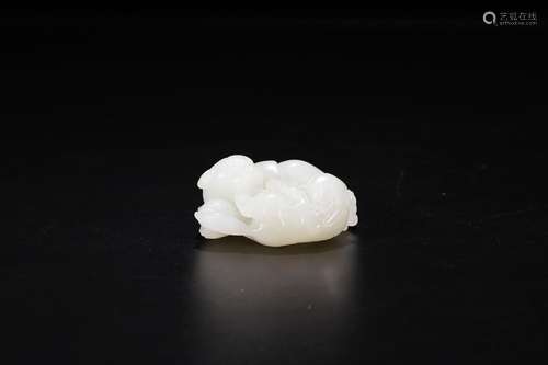 , hotan Bai Yutai lion lion put a lessSize: 5.5 * 5 * 2.5 cm...