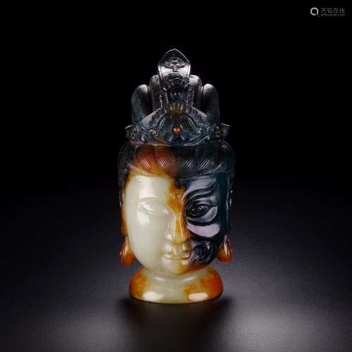 Hetian jade read a ghost, the quality of the jade oil moiste...