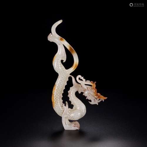 Hetian jade dragon world, the quality of the jade oil moiste...