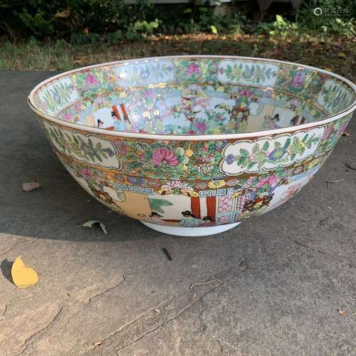 Large 15.75” Chinese ROSE MEDALLION PUNCH BOWL Antique Expor...