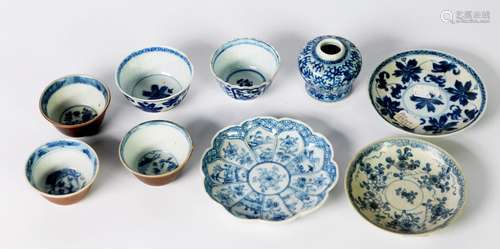 COLLECTION OF EARLY 18TH CENTURY AND LATER BLUE & WHITE ...