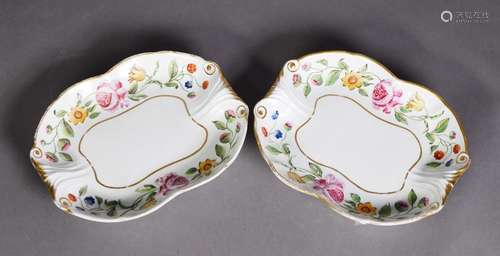 PAIR OF EARLY 1800s NEW HALL PORCELAIN DESSERT DISHES of sha...