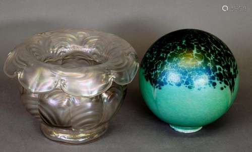 DITCHFIELD GLASFORM STYLE GLOBE LIGHT, in green and mottled ...