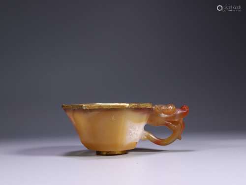 Agate BaoJinLong grain cupSize: 10.6 * 7.5 * 4.6 cm weighs 1...