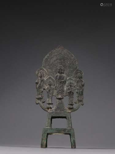 Northern weibench Buddha copper.Specification: 23 cm high 10...