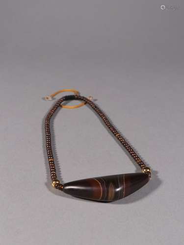 sardonyx horn beads.Specifications * 7.2 * 2.7 cm wide weigh...