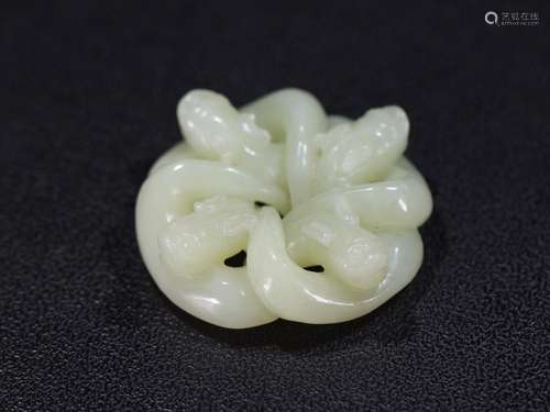 Hetian jade seed expectsknot jade pieces.Specification: 5.66...