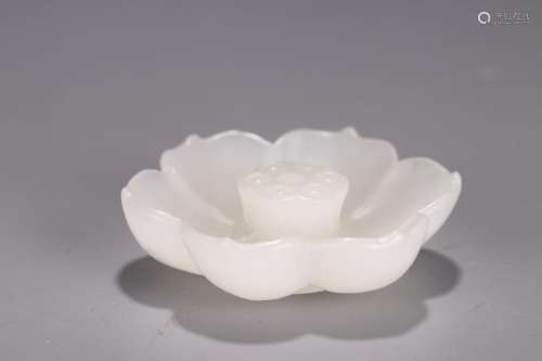 Insert: hetian jade lotus fragranceDiameter of 5.5 cm, 1.5 c...