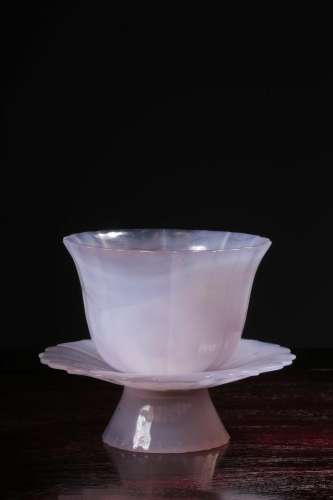 Natural agate kwai synchronized to the master cup with a cup...