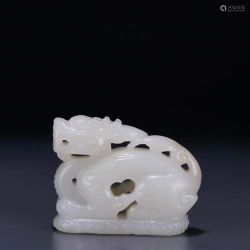 : hetian jade dragon paperweightLength: 5.3 cm. Width: 2.2 c...