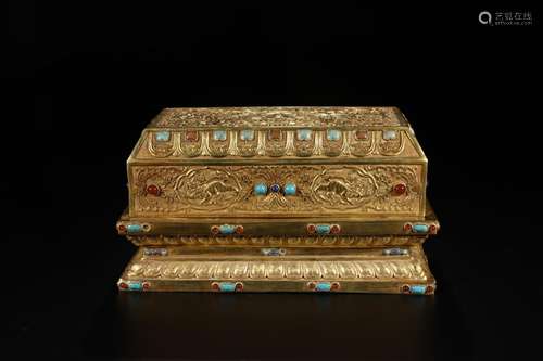 : copper and gold treasure box, hammer Die scriptures a roll...