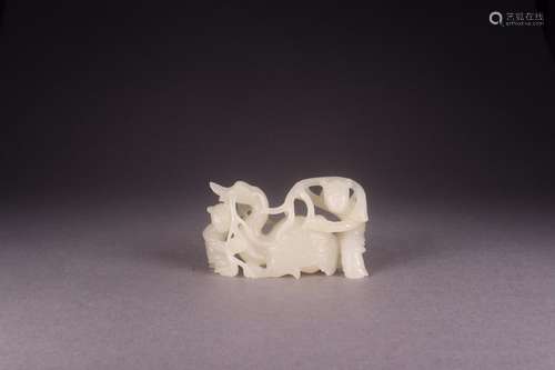 , hotan white swan in delight the ladSize: 7.9 x2.6 x4.5 cm ...