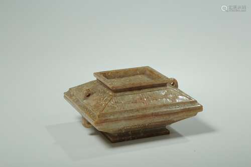 Cover box, hetian jade knot linesHigh 5.1 CM long and 9.7 CM...