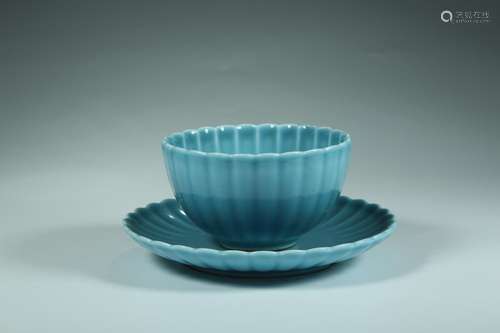 , the "big" blue glaze chrysanthemum petals lines ...