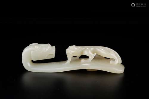 Hetian jade black dragon godchild bucklesSize: 17 x 5 x 4 cm...