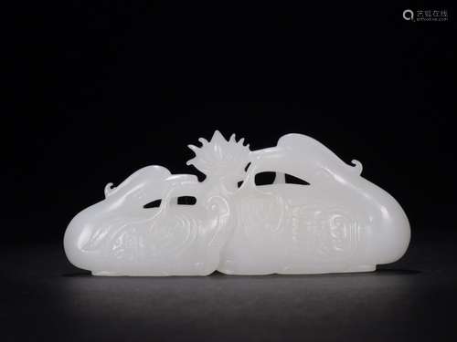 Goose: hetian jade furnishing articlesSize: 12.8 cm long, 2....