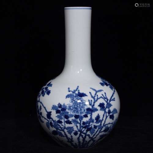 Blue and white flower pattern tree, high diameter 33 18,