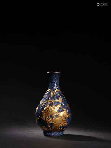 Blue glaze gold flower grain climbed the vase.* 16.5 cm high...