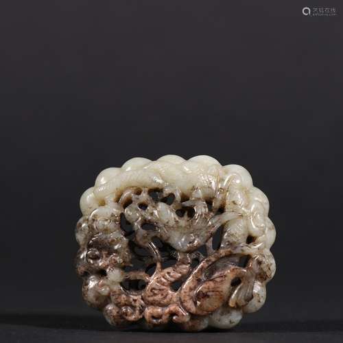 Hetian jade dragon half board.Specifications * 5.7 * 4.9 cm ...