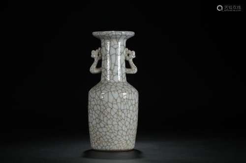 Brother, glaze vase with a double phoenixSize: high abdomina...