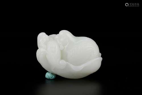 , hotan white jade to live and work in peace and contentment...