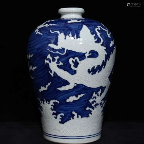 Blue and white for the white dragon grain May 30 x21 bottle