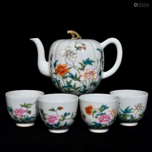 Colored enamel corn poppy tea setSize: high pot of 11 diamet...