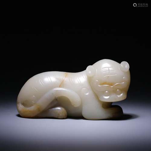 Lie, hetian jade tiger furnishing articles, size: 13.5 * * *...