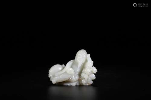 Hotan white jade cross, drunk furnishing articlesSize: 9 x 4...