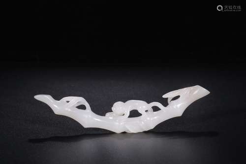 Night: hetian jade carving, hugely increasedSize: 2.4 cm lon...