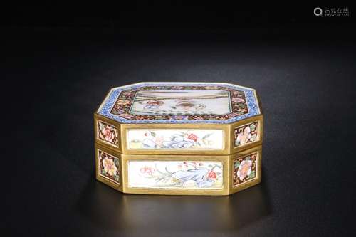 : with colored enamel spring tougue boxSize: 4.3 cm high 10....