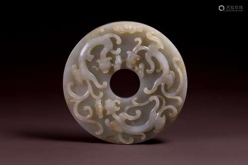 Hetian jade seed makings dragon wall closely, the quality of...