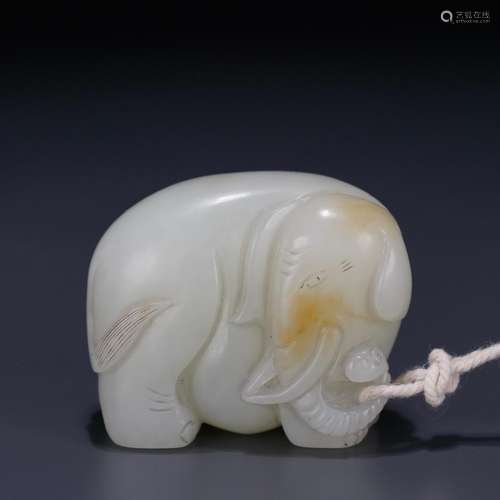 : hetian jade peace has like the aLength: 5.1 cm. Width: 2.6...