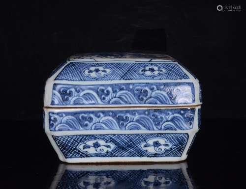 Blue and white longfeng grain compact;11.5 x17