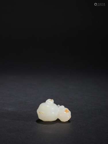 CHINESE HETIAN JADE ORNAMENT