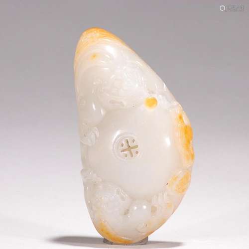 CHINESE HETIAN JADE ORNAMENT WITH CARVED 'BEAST PURUSING...