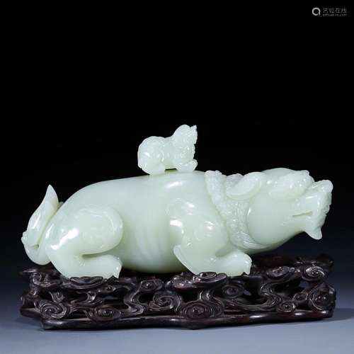 CHINESE HETIAN JADE LION-FORM WATER JAR