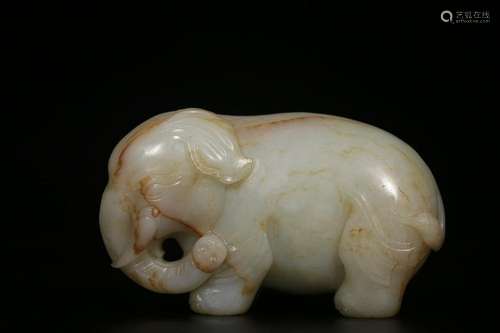 CHINESE HETIAN WHITE JADE ELEPHANT