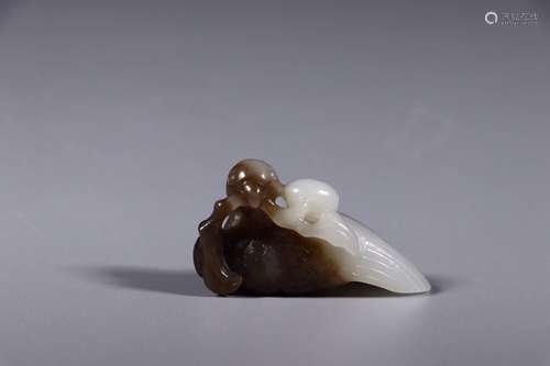 Hetian jade belt ooze spirit bird in delightSize: 4.9 cm wid...