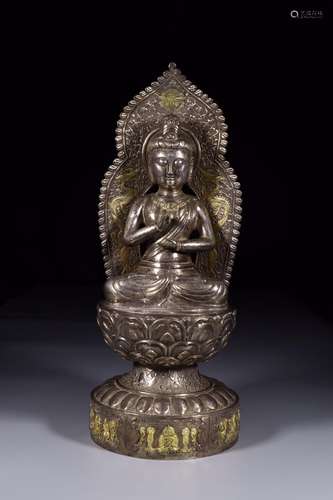 Before: silver and gold backlit guanyin caveSize: 19 cm long...