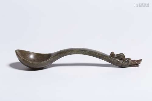 Hetian jade bibcock spoonLong 15 cm wide cm40.9 3.4 gramsHet...