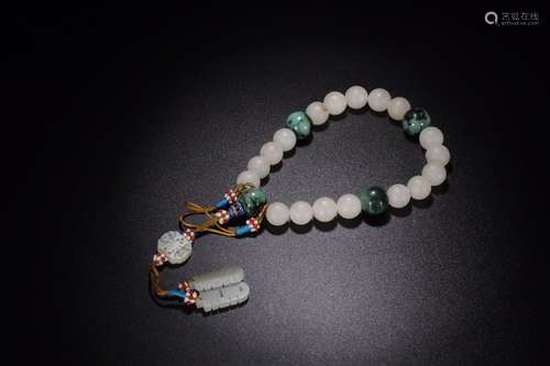 : hetian jade 18 handheldSize: 1.2 cm in diameter weighs 74....