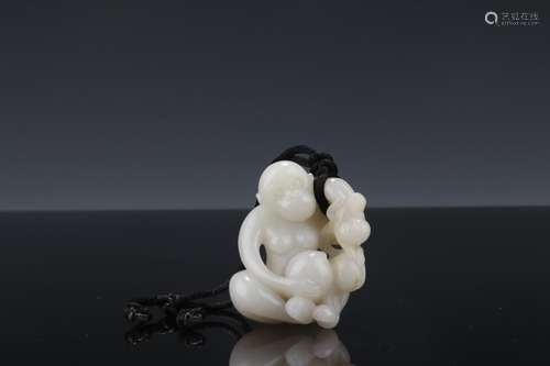 Life of the piece: hetian jade monkeys6 cm wide and 3.7 cm h...