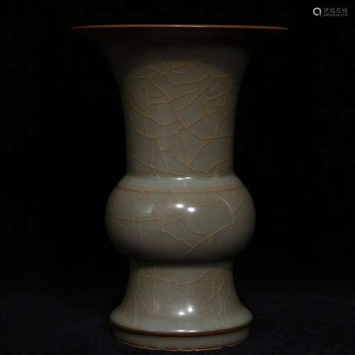 Official porcelain flower vase with 20 x13. 8 cm