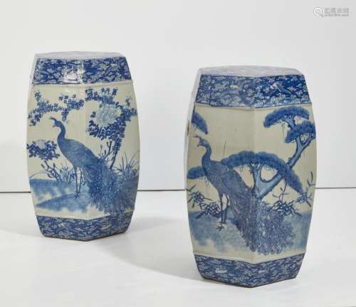 A pair of Chinese blue and white glazed porcelain hexagonal ...