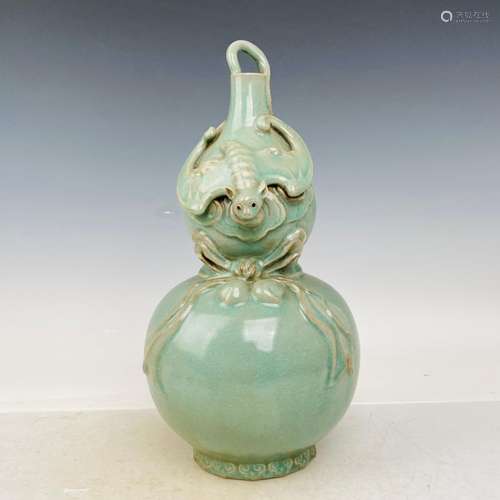 Your kiln porcelain carved gourd bottle, 32 cm high, 16 cm i...